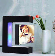 Magnetic Levitation Photo Frame