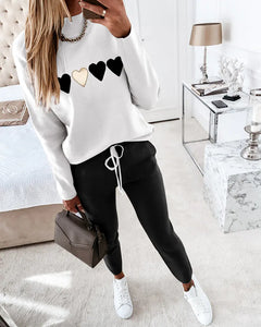 ✨ Chic Two-Piece Cotton Lounge Set – With Sequins, Pearls & Graphic Details