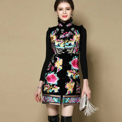 Embroidered Mid-length Cheongsam