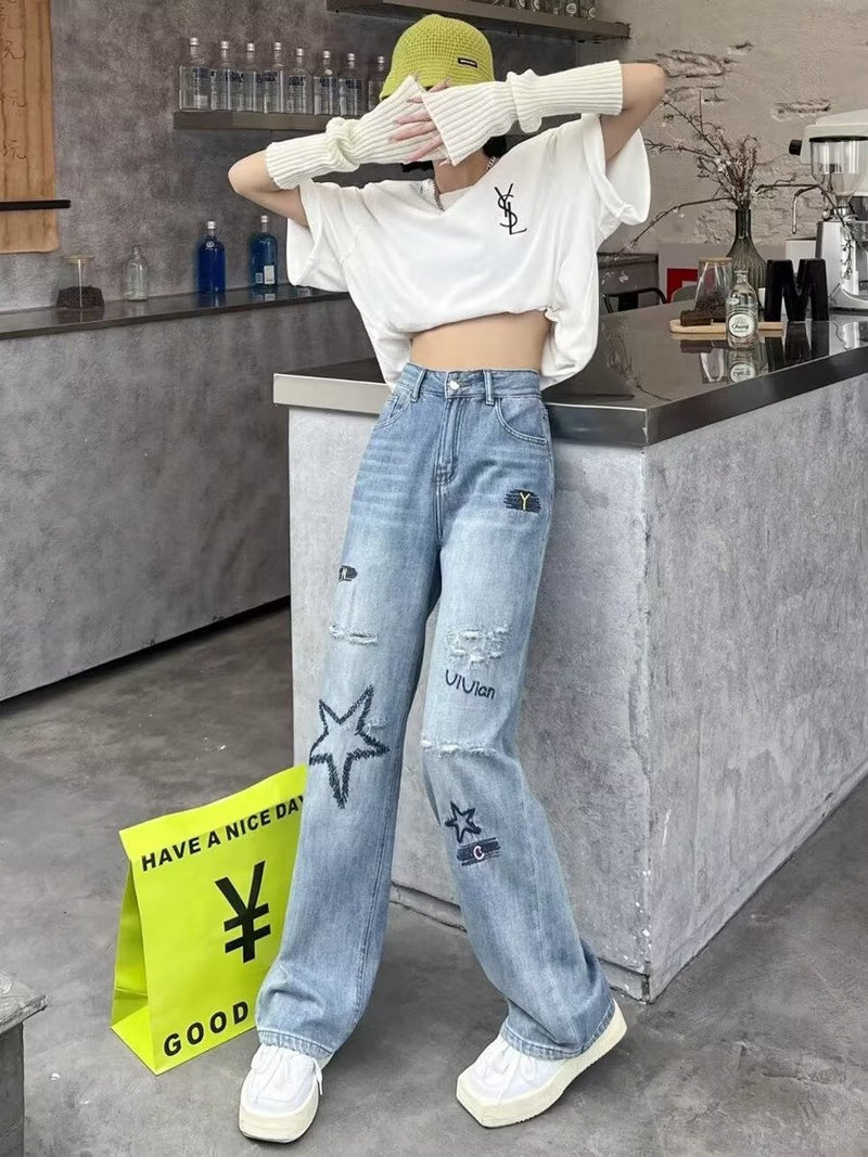 Women’s Graffiti Star Patch Loose Jeans – Streetwear High-Waist Denim