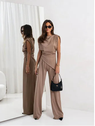 Elegant Women’s Two-Piece Pants Set – Irregular Draped Top & Wide-Leg Trousers