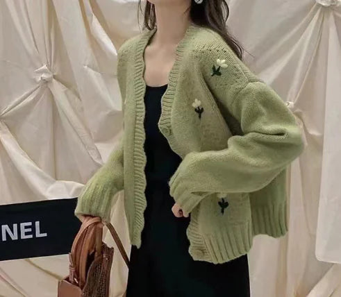 French Retro Women's Embroidered Knitted Cardigan